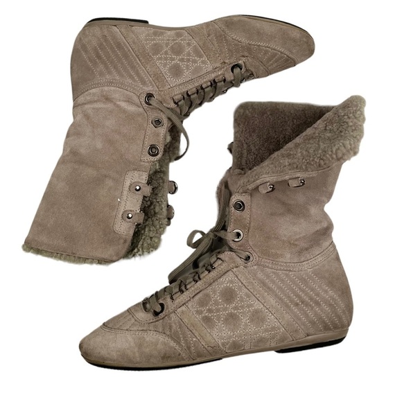 DIOR Shearling lined Cannage Suede boots - Picture 10 of 15